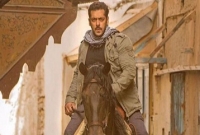 টাইগার জিন্দা হ্যায়: ঘোড়ার পিঠে সালমান আইএস জঙ্গিদের চেয়েও বেশি দুর্ধর্ষ!