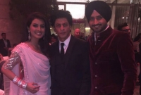 শাহরুখের সঙ্গে নেচে গেয়ে কোমর দুলালেন হরভজন