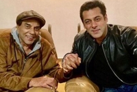 সালমান, তুমি আমার ছেলের মতো : ধর্মেন্দ্র