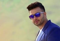 দেশে না ফেরার কারণ বললেন শাকিব খান