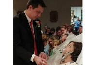 বাঁচবে না জেনেও হাসতালে বিয়ে, ১৮ ঘণ্টা পর প্রেমিকার মৃত্যু!