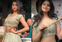 'রাজকীয়' সাজে ঝড় তুলেছেন শাহরুখ কন্যা