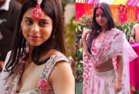 তরুণদের হৃদয় পাগল করা ছবি শাহরুখ কন্যার