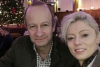 ঘরে বউ রেখে মডেলকন্যার প্রেমে পড়ে তলে তলে একী করলেন ইউকিপ নেতা?