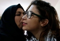 অবশেষে জামিন পেলেন ইসরায়েলি সেনাকে লাথি মারা সেই তরুণী