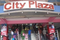 আবাসিক হোটেল থেকে নারী পুলিশসহ এমপি পুত্র আটক