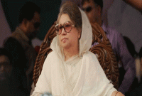 ‘তোমরা একজন সাবেক প্রধানমন্ত্রীকে এভাবে রেখেছো? আর কত নীচে নামবে তোমরা’