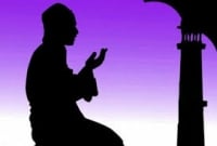 যে পাঁচ কারণে আজ থেকে আপনার নামাজ পড়া উচিত