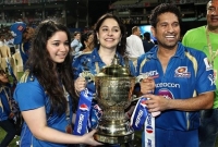 সচিন-কন্যা কার প্রেমে মগ্ন? তোলপাড় অনলাইনে