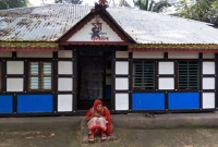 বেশী লোভ করতে গিয়ে করুণ পরিণতি এই নারীর, সবার জানা উচিত