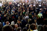 নেতানিয়াহুর গ্রেফতার দাবিতে ইসরাইলে লাখো জনতার বিক্ষোভ