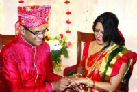 গ্রীণ কার্ড পেলেন সেই শাহীনের ৫ম বউ অনিন্দিতা কাজী