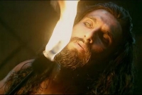 নিজেকে ২১ দিন ঘরে বন্দি করে রেখেছিলেন রণবীর সিং