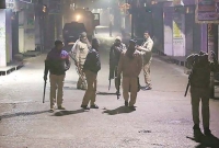 রাস্তা আগে কাদের, তুচ্ছ ঘটনাকে কেন্দ্র করে ভয়াবহ দাঙ্গা