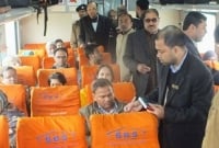 জরিমানা দিলেন ৪শ ট্রেন যাত্রী