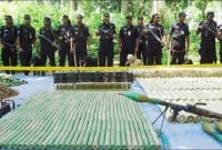 অস্ত্র উদ্ধারে গভীর বনে চলছে র‌্যাবের অভিযান