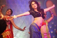 কারিনার জিরো ফিগারের রহস্য কী?