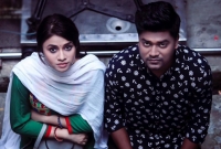 সোফাসেটে ইভান ও তিশা