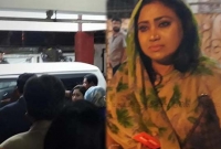 বাসায় ফিরলেন খালেদা জিয়া, কান্নায় ভেঙে পড়লেন বেবী নাজনীন