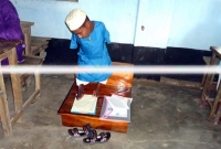 অভাবের সংসারে তবুও থেমে যায়নি বেল্লালের স্বপ্ন