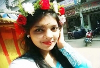 তুচ্ছ ঘটনায় গলায় ফাঁস দিয়ে মেডিকেল ছাত্রীর আত্মহত্যা