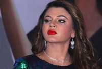 ক্রিকেট খেলবেন রাখি সাওয়ান্ত!