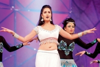 মেকআপ ছাড়াই হঠাৎ ইন্টারনেটে ক্যাটরিনার ছবি ভাইরাল!