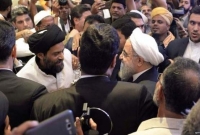 সুন্নিদের মক্কা মসজিদে স্বাগত জানানো হলো হাসান রোহানিকে