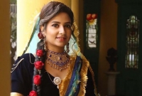 'হনিমুন' নিয়ে শুভশ্রী বললেন, 'বরটা ফেঁসে গিয়েছে'