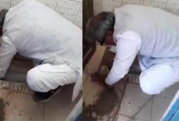 খালি হাতে স্কুলের টয়লেট পরিষ্কার করছেন এমপি!