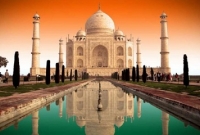 উগ্র হিন্দুবাদীদের দাবি নাকচ, তাজমহলকে শাহজাহানের তৈরি সমাধিসৌধ হিসেবে স্বীকার