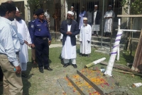 শহীদ মিনার ভেঙে দিয়ে পাশে লিখে গেছে ‘মহাপাপ’