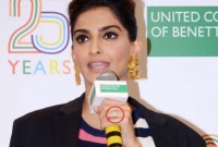 সোনামকে দেখে চমকে গেলেন সাংবাদিকরা! তাহলে কি সত্যি..