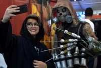 সিনেমা, গান-বাজনা খ্যাতে শত শত কোটি ডলার ঢালছে সৌদি আরব সিনেমা, গান-বাজনা খ্যাতে শত শত কোটি ডলার ঢালছে সৌদি আরব