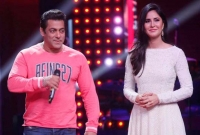 ধর্মবিরোধী ঠাট্টায় হেসে এবার মহবিপদে সালমান-ক্যাটরিনা!