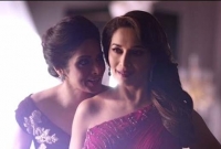 এক সময়ে ছিলেন কট্টর প্রতিদ্বন্দ্বী সেই মাধুরী আজ শ্রীদেবীর মৃত্যুতে যা বললেন!