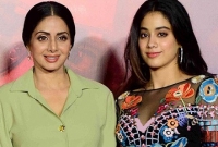 সৎ ভাই অর্জুনের মতোই প্রথম সিনেমা মুক্তির আগে মাকে হারালেন জাহ্নবি!