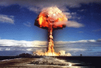 পৃথিবীর সবচেয়ে শক্তিশালী অস্ত্র পরমাণু বোমা কতটা ভয়ঙ্কর? পৃথিবীর সবচেয়ে শক্তিশালী অস্ত্র পরমাণু বোমা কতটা ভয়ঙ্কর?