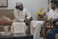 এবার শাকিবকে ইসলামের দাওয়াত দিচ্ছেন মুফতি উসামা