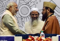 এক হাতে থাকুক কোরআন শরীফ, অন্য হাতে কম্পিউটার : মোদি