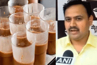 চা বিক্রি করে মাসে আয় ১২ লাখ টাকা! ইতিহাস গড়ে চলেছেন এই যুবক