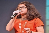 ৬ ঘণ্টায় ১০২ ভাষায় গান গেয়ে বিশ্ব রেকর্ড!