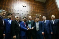 যেভাবে তুরস্কের প্রেসিডেন্টের হাতে বাংলাদেশি তরুণ লেখকের বইটি