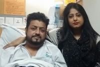  হাসপাতাল থেকে বাসায় ফিরলেন ওমর সানী