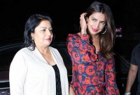  প্রিয়াঙ্কার মা 'পাগল' হয়ে গেছে!