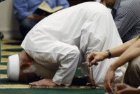 নামাজ আদায় করলেও যে কারণে দোয়া কবুল হয় না!