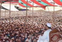 আজ চরমোনাইয়ের ওয়াজ মাহফিলের আখেরি মোনাজাত, লাখ লাখ মুসল্লির ঢল