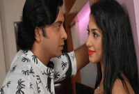 অপুর কলেজের সামনে দাঁড়িয়ে থাকতেন শাকিব, ভাইয়া থেকেই হন জামাই 