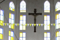 গির্জায় একটি মাত্র বজ্রপাতে আহত হয়ে হাসপাতালে ভর্তি ১৪০, নিহত...