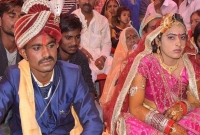 বরের মুখ ভর্তি দাড়ি, বিয়ের আসরেই বেঁকে বসলো সুন্দরী কণে